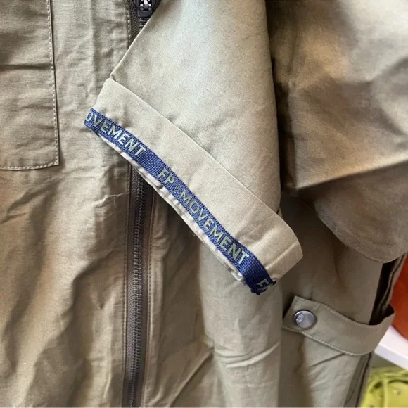 Free People FP Movement Mesmerize Me Coveralls in Army Size XS NWOT - Picture 5 of 5